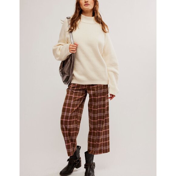 🎉LAST CHANCE🎉 FREE PEOPLE Sunbeam Sweater / Coconut Milk - Picture 5 of 6